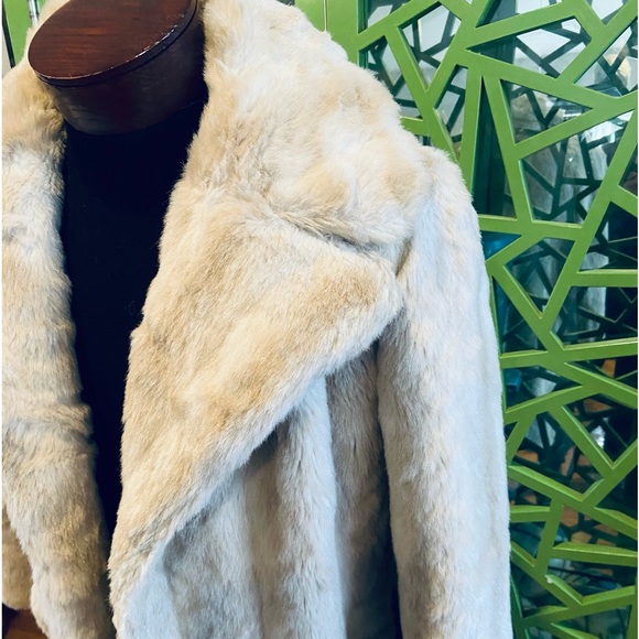 Benmor New York x Branson Vintage Faux Fur Coat w/ Lapel Collar - Picture 4 of 8
